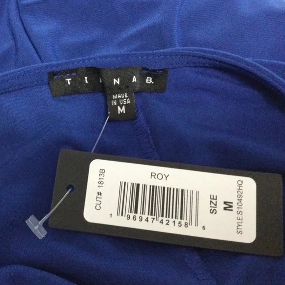 Tiana B. Blue Sleeveless Top with Embellished Neck Size M - Picture 7 of 9